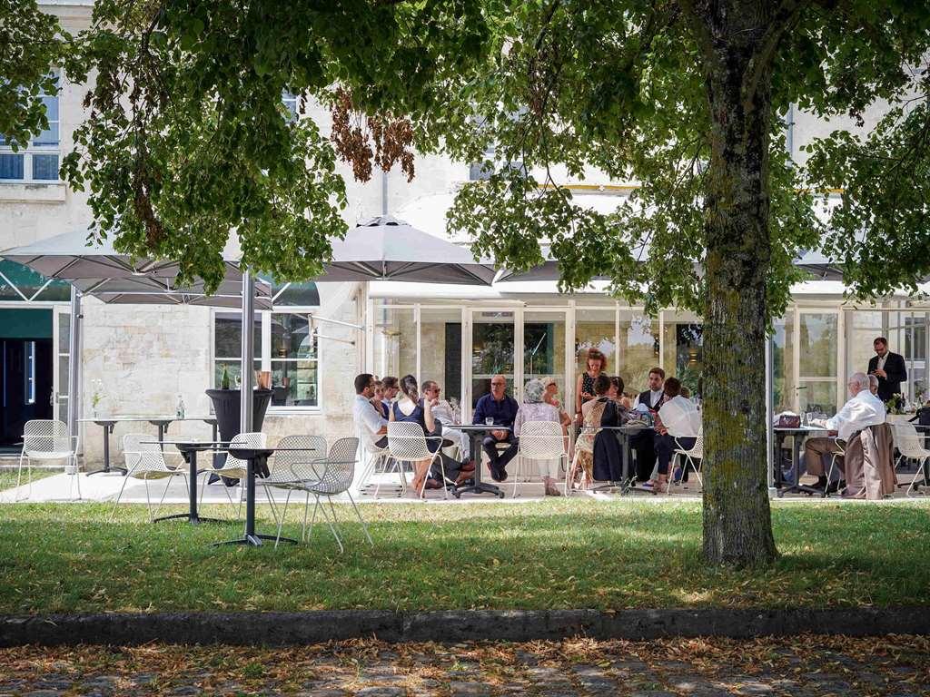 Mercure Rochefort La Corderie Royale Ресторан фото