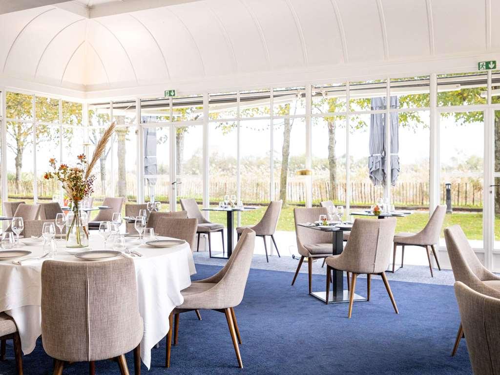 Mercure Rochefort La Corderie Royale Ресторан фото